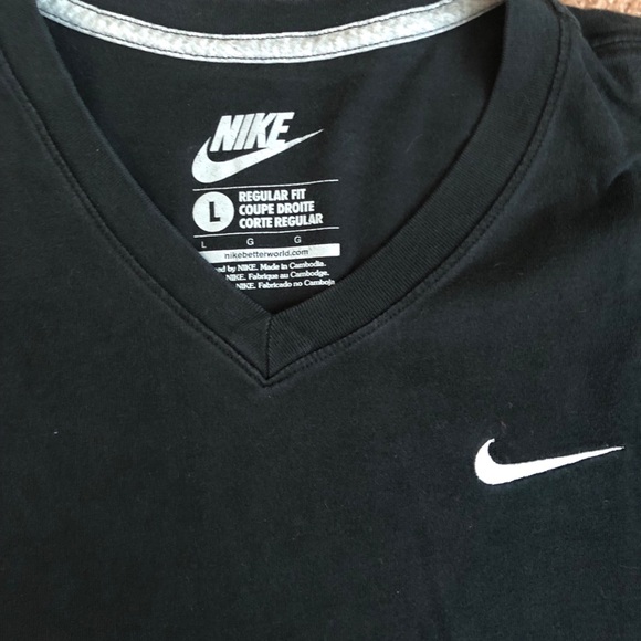 Men’s Nike Athletic T-shirts - Picture 3 of 6
